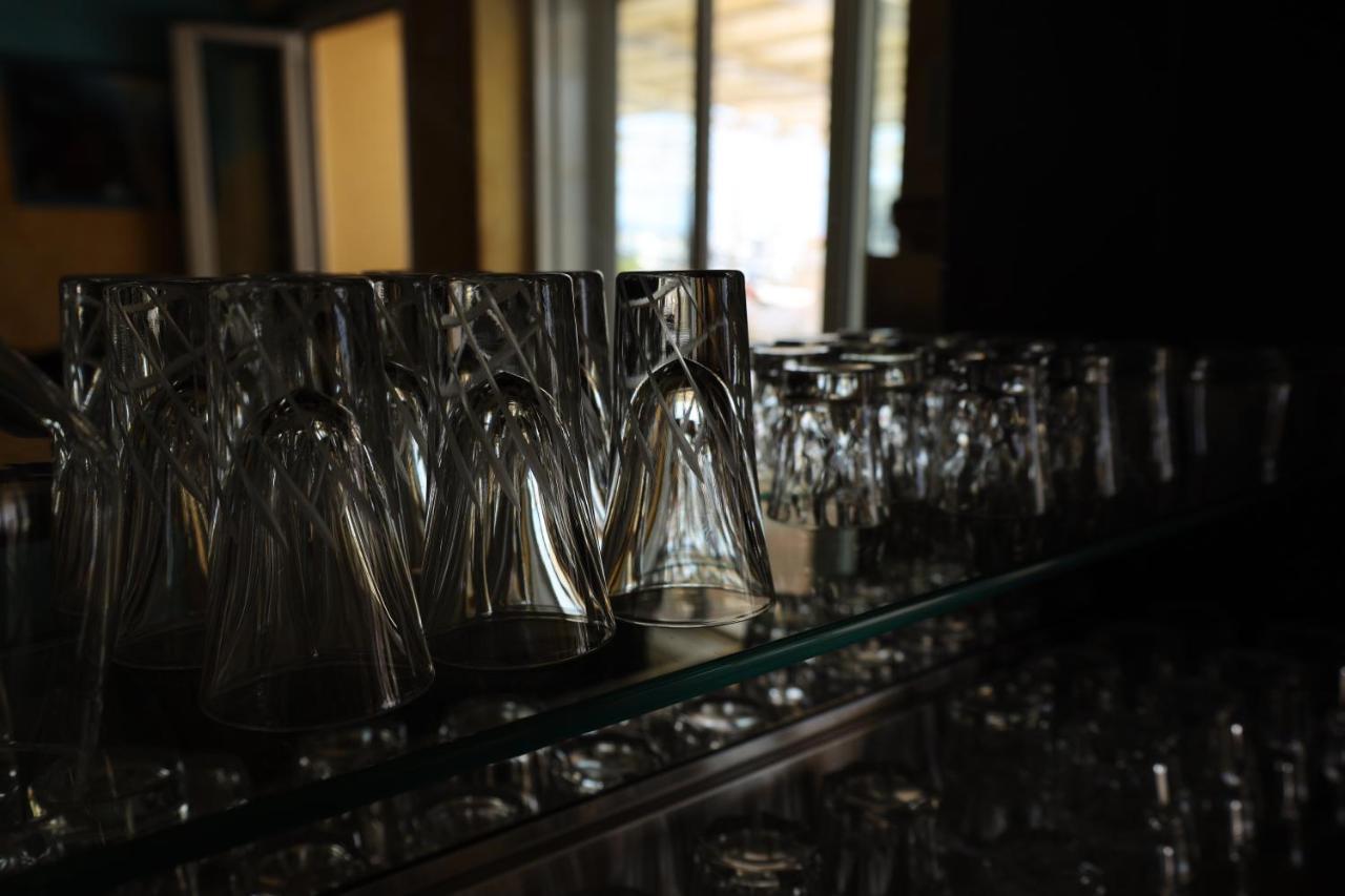 Albergo Stella Di Mare ลาวาญา ภายนอก รูปภาพ